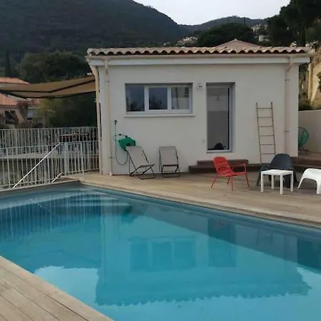Cavalaire-sur-mer, Belle Climatisee-piscine
